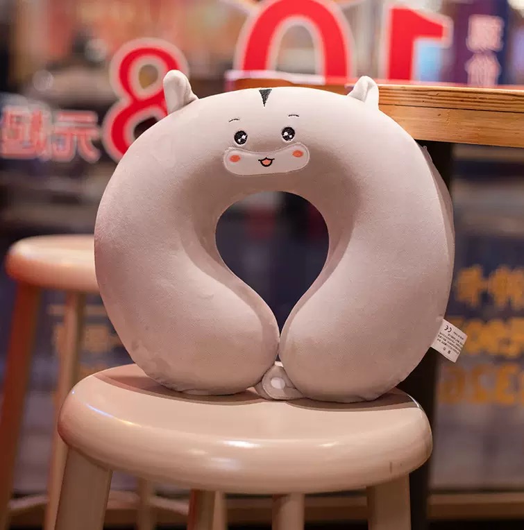 Neck Pillow - Image 7